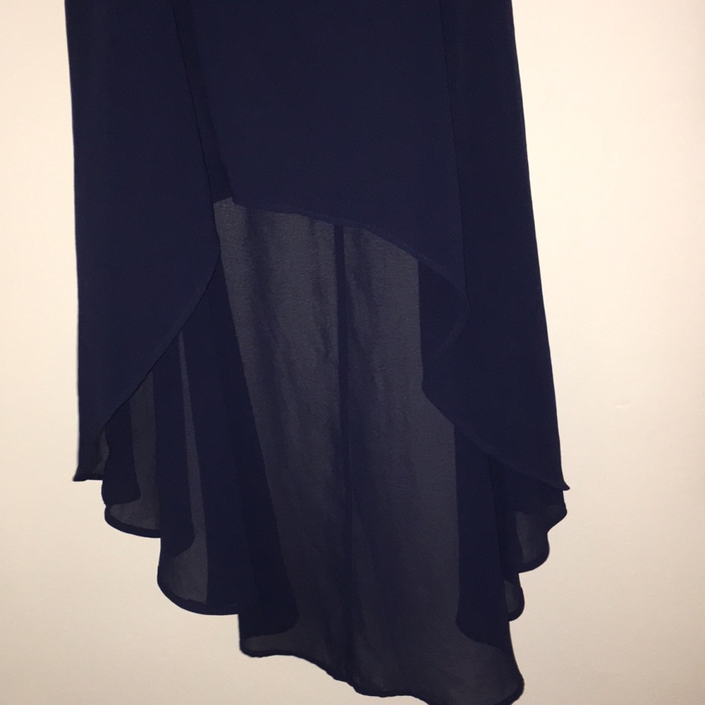 High-Low solid skirt - Picture 3 of 4